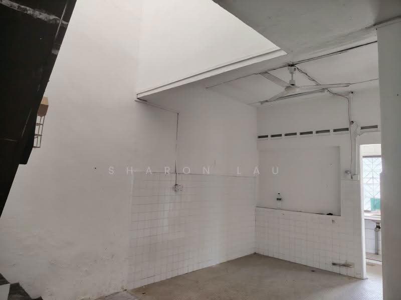 1-storey Terraced House for Sale in Taman Johor Jaya (Johor Bahru) - Sharon Lau - Interior - PropertyGuru.com.my