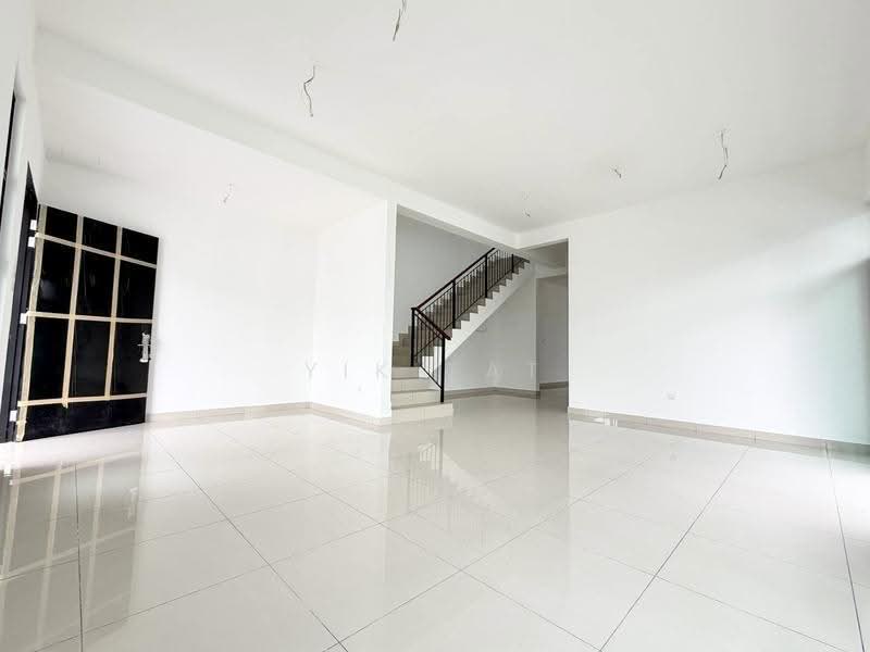 Rumah Kluster untuk Dijual di Iskandar Puteri (Nusajaya) (Johor) - Yik Tat - Entrance - PropertyGuru.com.my