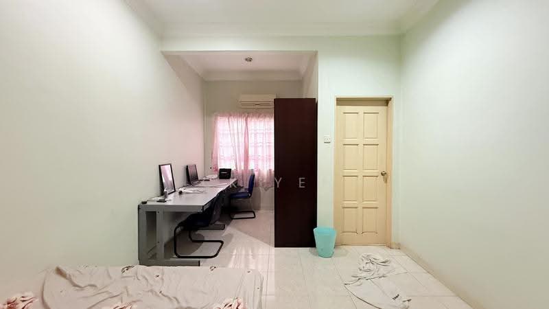 Rumah Teres 2-Tingkat untuk Dijual di Taman Midah (Cheras) - CK Yee - Study - PropertyGuru.com.my