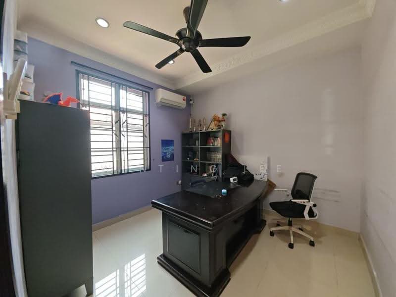 Rumah Berkembar untuk Dijual di Ulu Tiram (Johor) - Wenting Lee - Study - PropertyGuru.com.my
