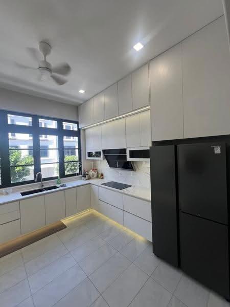 2.5-storey Terraced House for Rent in Eco Botanic (Iskandar Puteri (Nusajaya)) - Stella Narita - Kitchen - PropertyGuru.com.my