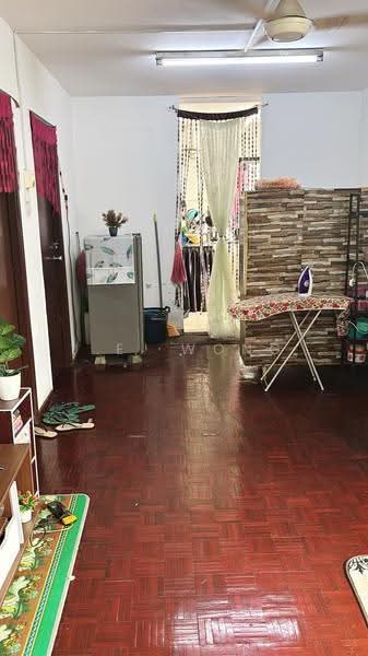 Flat for Sale at Seksyen 2 Wangsa Maju Flat - J.E. Wong - Living Room - PropertyGuru.com.my