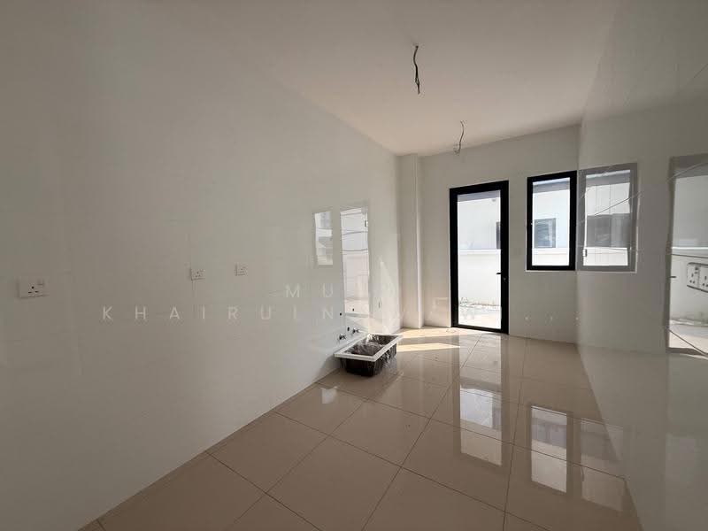 Rumah Berkembar untuk Dijual di Shah Alam (Selangor) - Muhd Khairulnawawi Kamaruddin - Interior - PropertyGuru.com.my