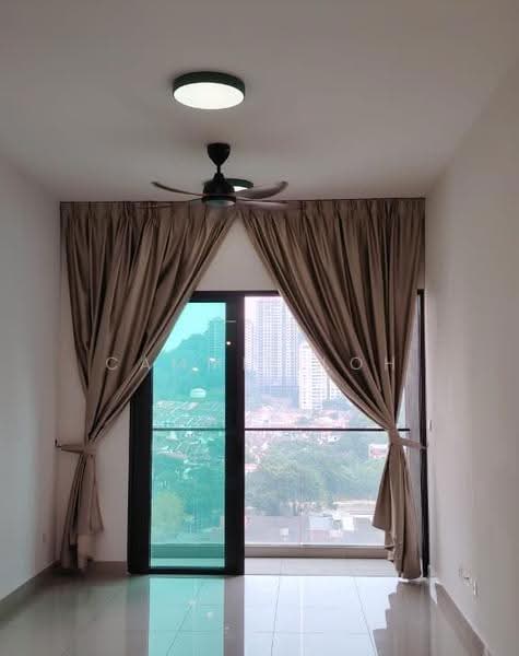 Kediaman Servis untuk Disewa di Citizen 2 - Cammie Loh - Balcony - PropertyGuru.com.my