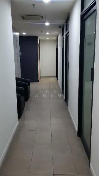 Pejabat untuk Disewa di KL City Centre (Kuala Lumpur) - Lucky Wong - Corridor - PropertyGuru.com.my