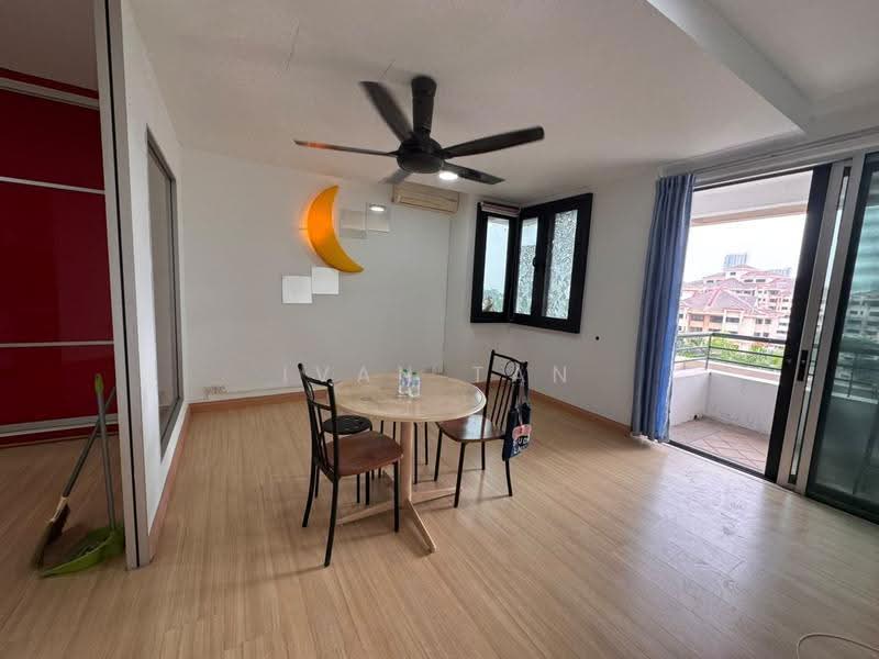 Kondominium untuk Dijual di Riana Green Condominium - Ivan Tan - Dining Room - PropertyGuru.com.my