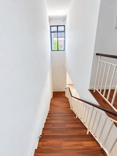 Rumah Teres 2-Tingkat untuk Dijual di Eco Majestic (Semenyih) - CK Law - PropertyGuru.com.my