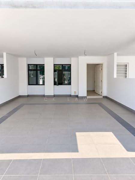Rumah Teres 2-Tingkat untuk Dijual di Eco Majestic (Semenyih) - CK Law - Exterior - PropertyGuru.com.my