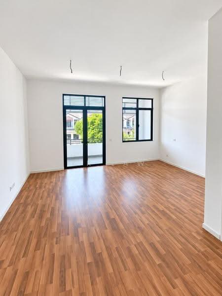 Rumah Teres 2-Tingkat untuk Dijual di Eco Majestic (Semenyih) - CK Law - Living Room - PropertyGuru.com.my