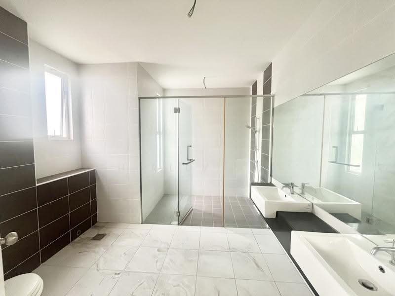 Rumah Teres 3-Tingkat untuk Dijual di Sunway Merica (Bayan Lepas) - Shirley Ong - Bathroom - PropertyGuru.com.my