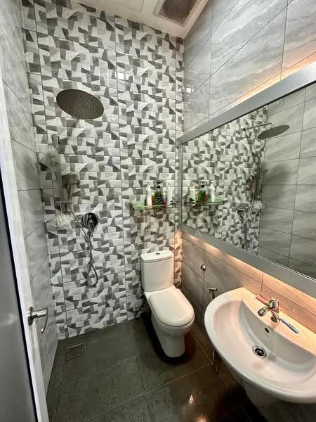 3.5-storey Terraced House for Sale in Duta Suria (Ampang) - Ivan Tan - Bathroom - PropertyGuru.com.my
