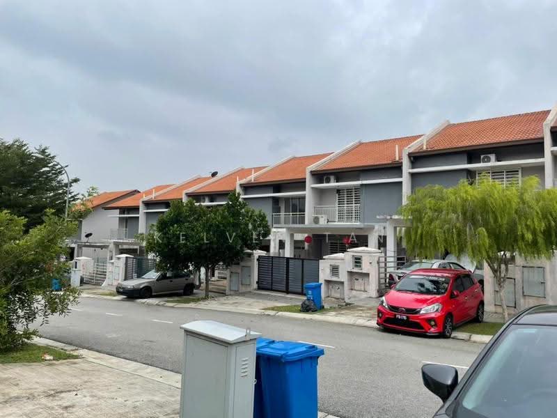 Terraced House for Sale in Aman Putri (Sungai Buloh) - Kelven Tan - Exterior - PropertyGuru.com.my