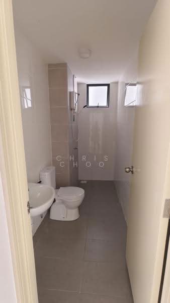 Kondominium untuk Disewa di Topaz Residence - Chris Choo - Bathroom - PropertyGuru.com.my