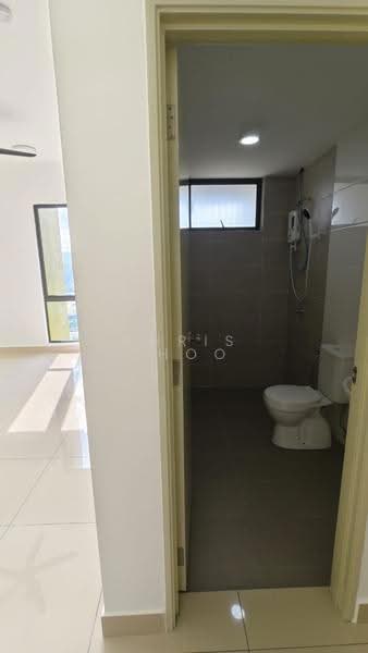 Kondominium untuk Disewa di Topaz Residence - Chris Choo - Bathroom - PropertyGuru.com.my