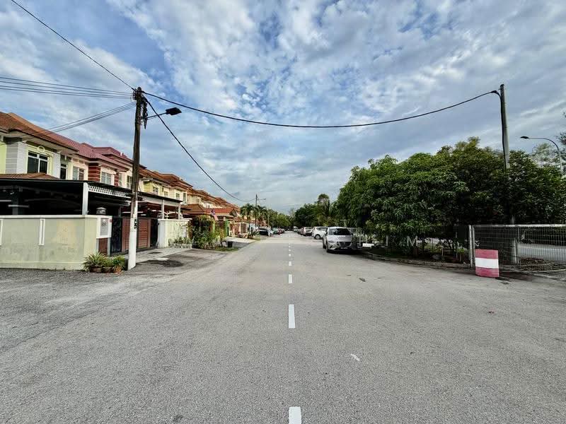 2-storey Terraced House for Sale in Bandar Bukit Puchong 2 (Puchong) - Hawa Ibrahim - PropertyGuru.com.my