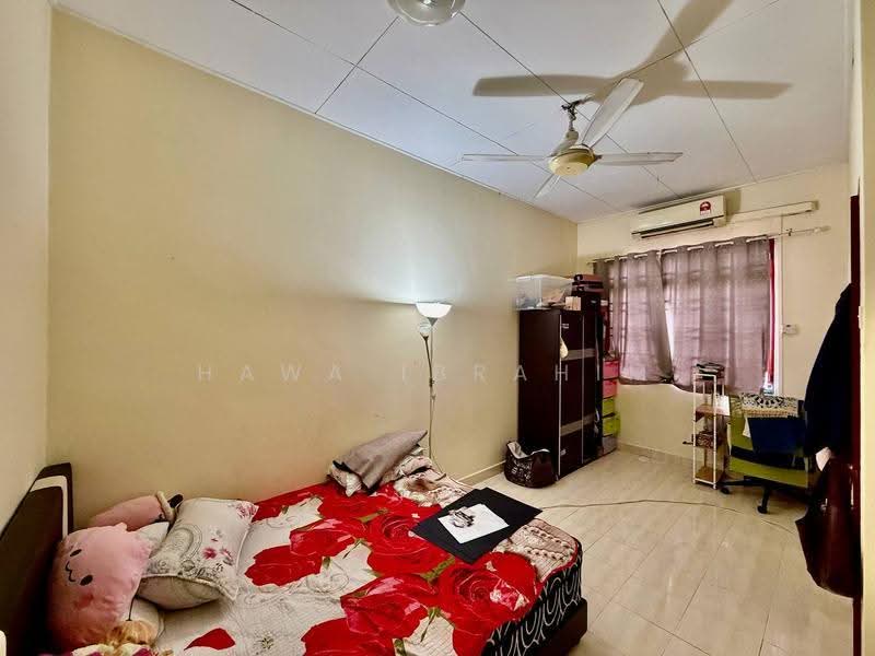 2-storey Terraced House for Sale in Bandar Bukit Puchong 2 (Puchong) - Hawa Ibrahim - Bedroom - PropertyGuru.com.my