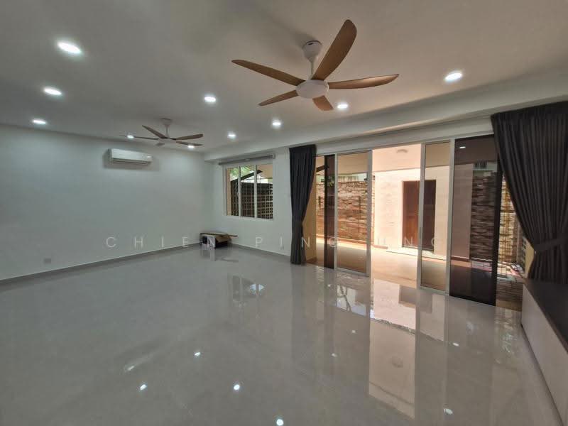 Rumah Teres untuk Dijual di Adiva (Batu) - Chien Ping Ung - Living Room - PropertyGuru.com.my