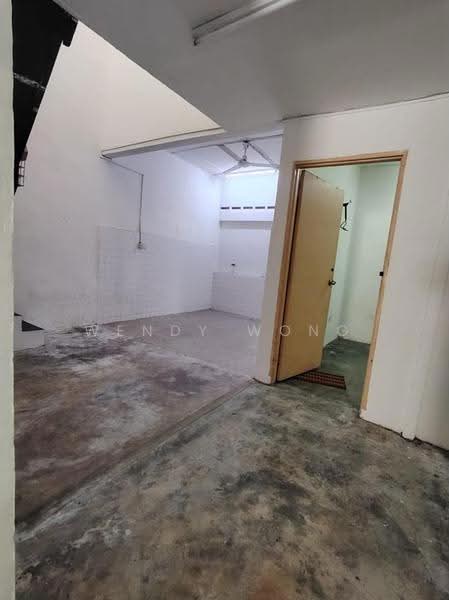 1-storey Terraced House for Sale in Taman Johor Jaya (Johor Bahru) - Wendy Wong - Interior - PropertyGuru.com.my