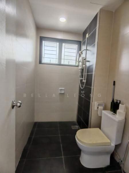 Rumah Teres 2-Tingkat untuk Dijual di Rawang (Selangor) - Bella Leong - Bathroom - PropertyGuru.com.my