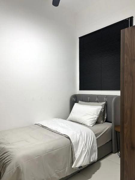 Kediaman Servis untuk Disewa di Greenfield Residence - Jasminn Tan - Bedroom - PropertyGuru.com.my