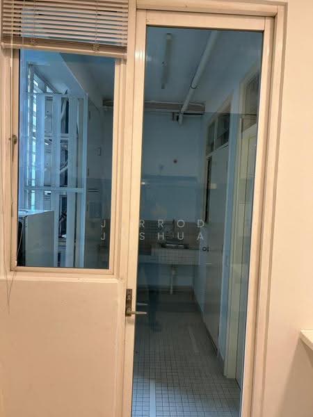 Condominium for Rent at Kiaramas Ayuria - Jarrod Joshua - Kitchen - PropertyGuru.com.my