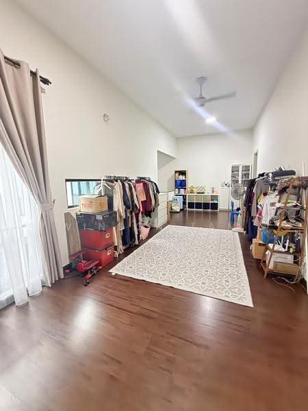2-storey Terraced House for Sale in Taman Bukit Subang (Shah Alam) - Winson Tam - Living Room - PropertyGuru.com.my