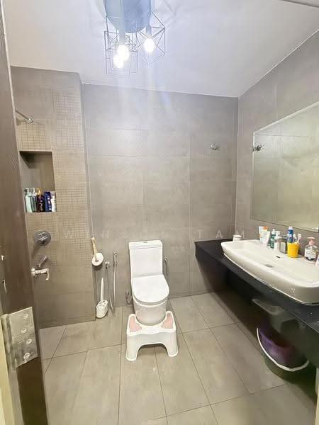 2-storey Terraced House for Sale in Taman Bukit Subang (Shah Alam) - Winson Tam - Bathroom - PropertyGuru.com.my