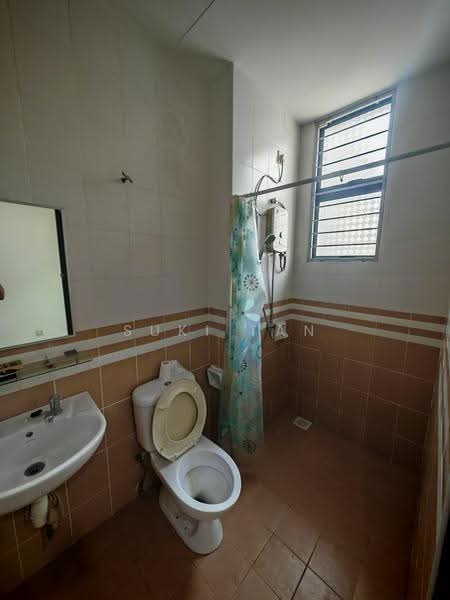 3-storey Terraced House for Sale in Taman Sri Bintang (Kepong) - Suki Tan - Bathroom - PropertyGuru.com.my