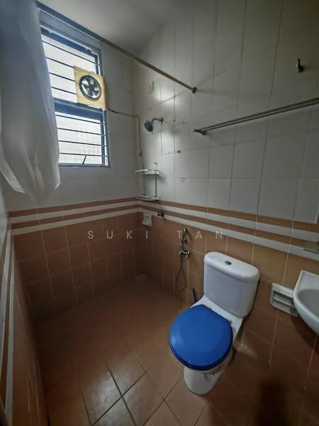 3-storey Terraced House for Sale in Taman Sri Bintang (Kepong) - Suki Tan - Bathroom - PropertyGuru.com.my