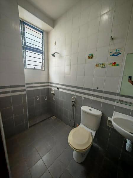 3-storey Terraced House for Sale in Taman Sri Bintang (Kepong) - Suki Tan - Bathroom - PropertyGuru.com.my