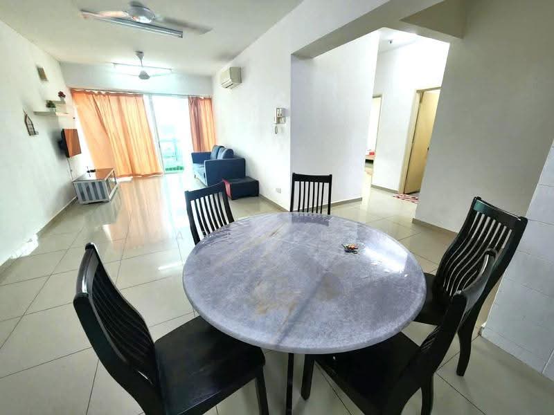 Kondominium untuk Disewa di The Zest @ Kinrara 9 - Mabel Chow - Living Room - PropertyGuru.com.my
