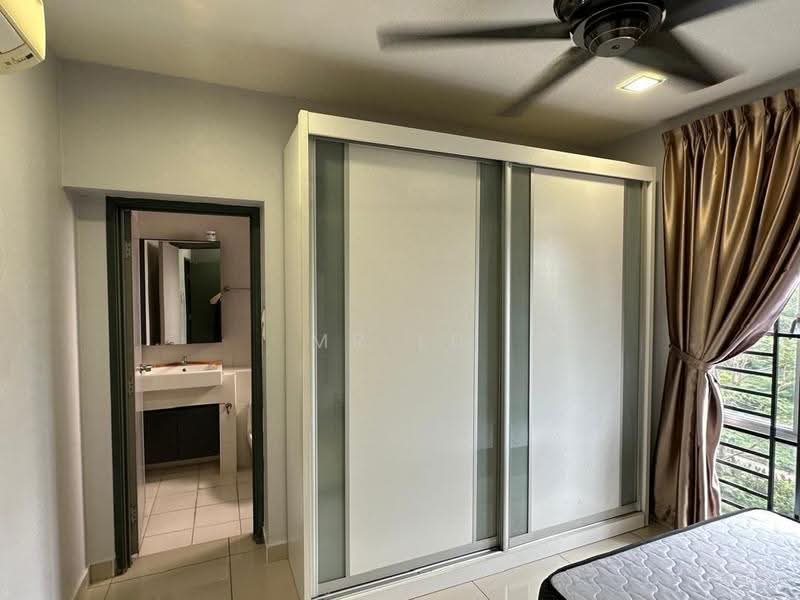 Kediaman Servis untuk Disewa di D'Ambience Residences (Pangsapuri Ikatan Flora) - Mr Lu - Bedroom - PropertyGuru.com.my