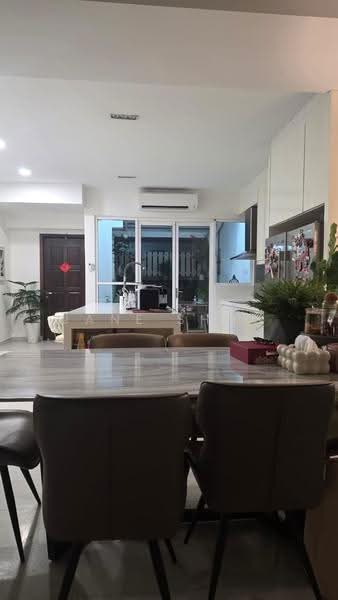 2.5-storey Terraced House for Rent in Taman Esplanad (Bukit Jalil) - Jane Shoo - Kitchen - PropertyGuru.com.my