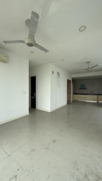 Service Residence for Rent at D'Pristine - Erica Jong - PropertyGuru.com.my