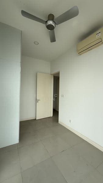 Service Residence for Rent at D'Pristine - Erica Jong - PropertyGuru.com.my
