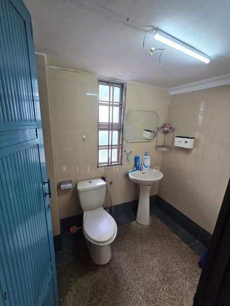 2-storey Terraced House for Sale in Kepong (Kuala Lumpur) - Kiing TW - Bathroom - PropertyGuru.com.my