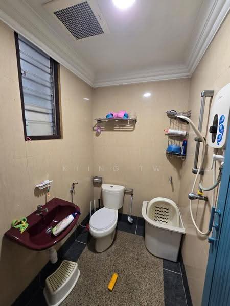 2-storey Terraced House for Sale in Kepong (Kuala Lumpur) - Kiing TW - Bathroom - PropertyGuru.com.my