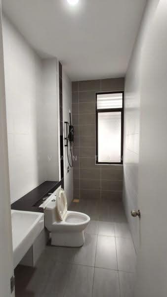 Rumah Kluster untuk Disewa di Eco Majestic (Semenyih) - Ivan Tan - Bathroom - PropertyGuru.com.my