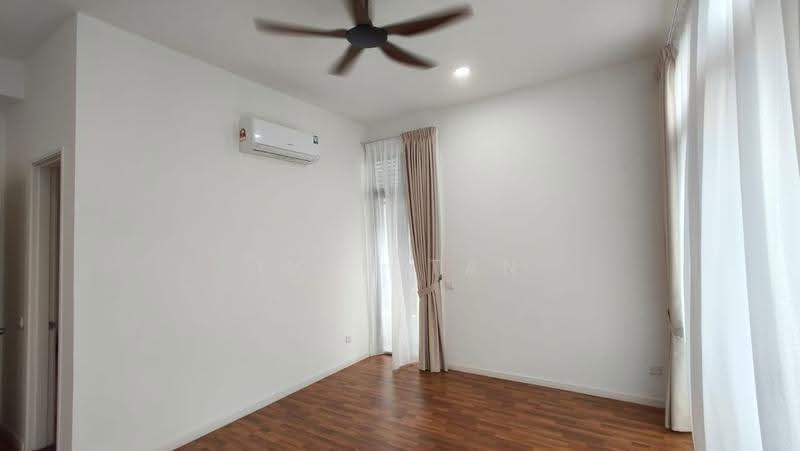 Rumah Kluster untuk Disewa di Eco Majestic (Semenyih) - Ivan Tan - Bedroom - PropertyGuru.com.my
