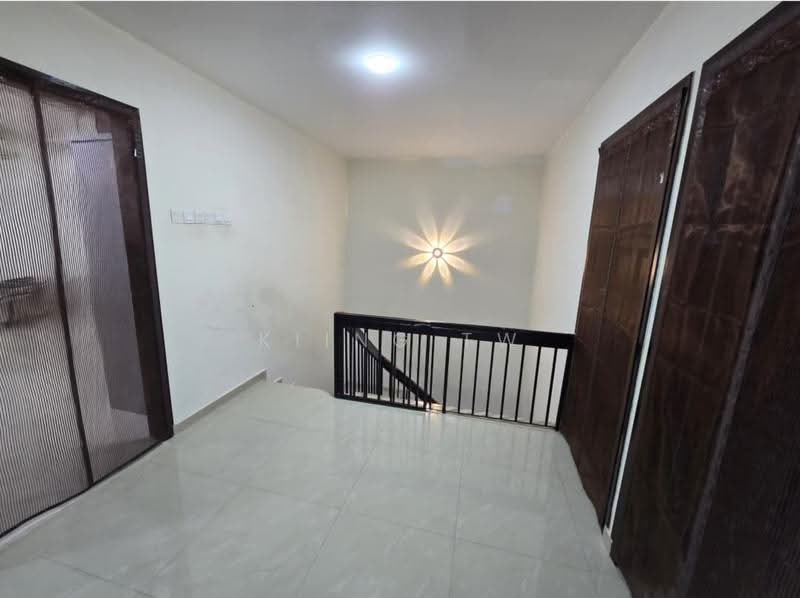 2.5-storey Terraced House for Sale in Kepong (Kuala Lumpur) - Kiing TW - Corridor - PropertyGuru.com.my