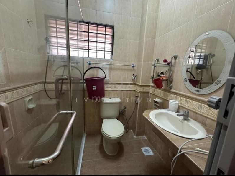 Terraced House for Sale in Taman Sri Aman (Cheras) - Ivan Tan - Bathroom - PropertyGuru.com.my