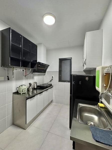 Kediaman Servis untuk Disewa di 168 Park Residensi Selayang - Reen Loke - Kitchen - PropertyGuru.com.my
