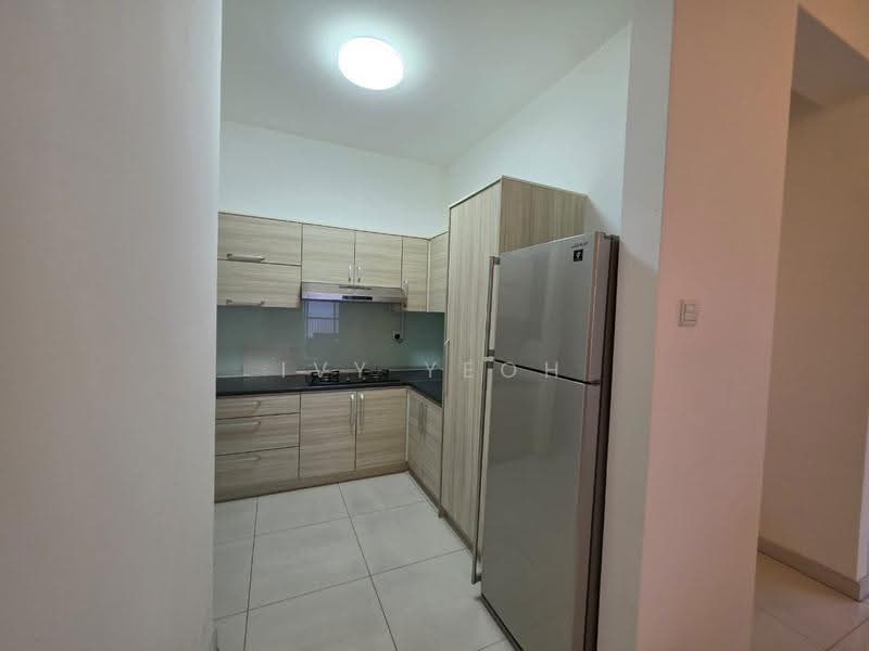 Condominium for Sale at Platino Condominium - Ivy Yeoh - Kitchen - PropertyGuru.com.my