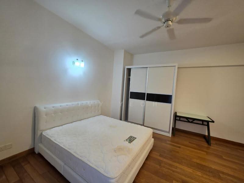 Condominium for Sale at Platino Condominium - Ivy Yeoh - Bedroom - PropertyGuru.com.my