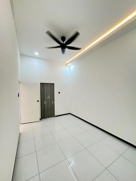 Rumah Teres untuk Dijual di Taman Munshi Ibrahim (Tampoi) - Ahmad Fakhruddin - PropertyGuru.com.my