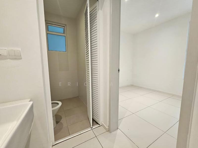 3-storey Terraced House for Sale in Alam Damai (Cheras) - Eric Tang - PropertyGuru.com.my