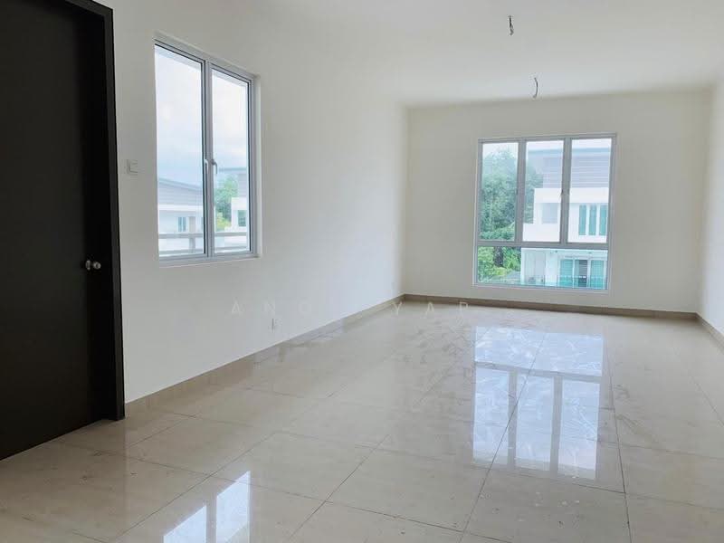 3-storey Terraced House for Sale in Rawang (Selangor) - Andy Yap - PropertyGuru.com.my