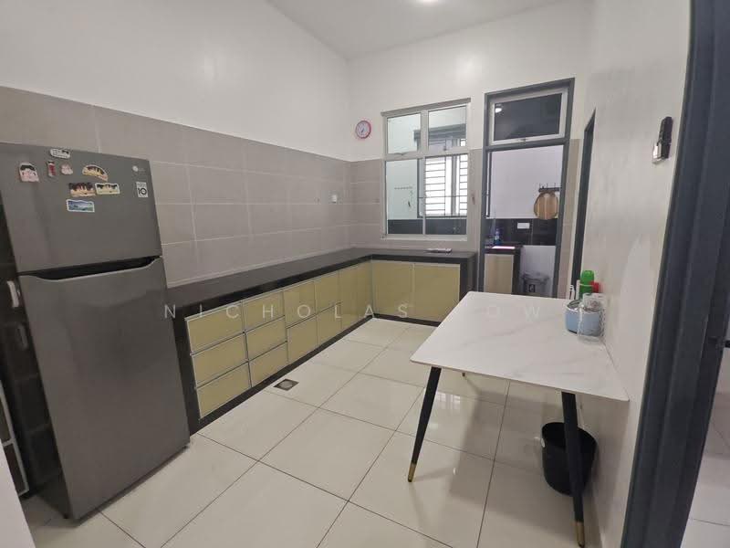 Rumah Teres 2-Tingkat untuk Disewa di Bandar Seri Alam (Masai) - Nicholas Low - Kitchen - PropertyGuru.com.my