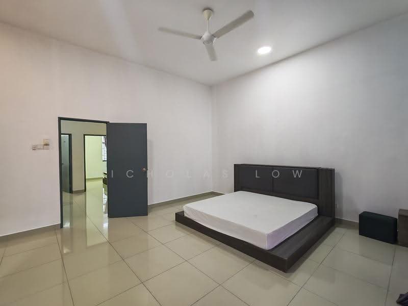 Rumah Teres 2-Tingkat untuk Disewa di Bandar Seri Alam (Masai) - Nicholas Low - Bedroom - PropertyGuru.com.my