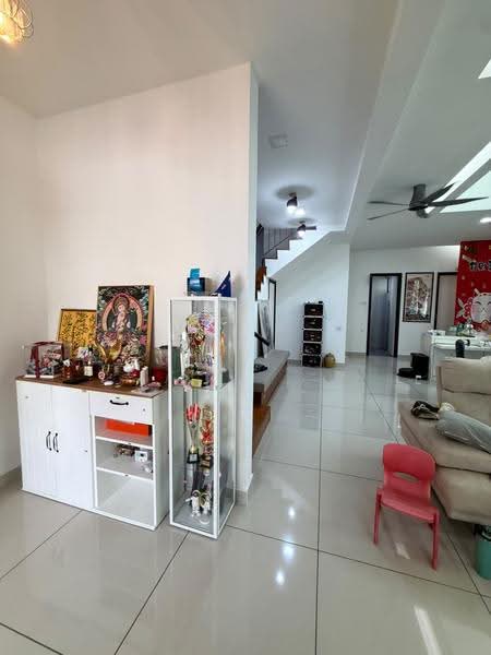 Rumah Kluster untuk Disewa di Taman Adda Heights (Tebrau) - Kinki Teow - Living Room - PropertyGuru.com.my